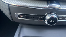 Volvo XC60 2.0 B5P Core 5dr AWD Geartronic Petrol Estate